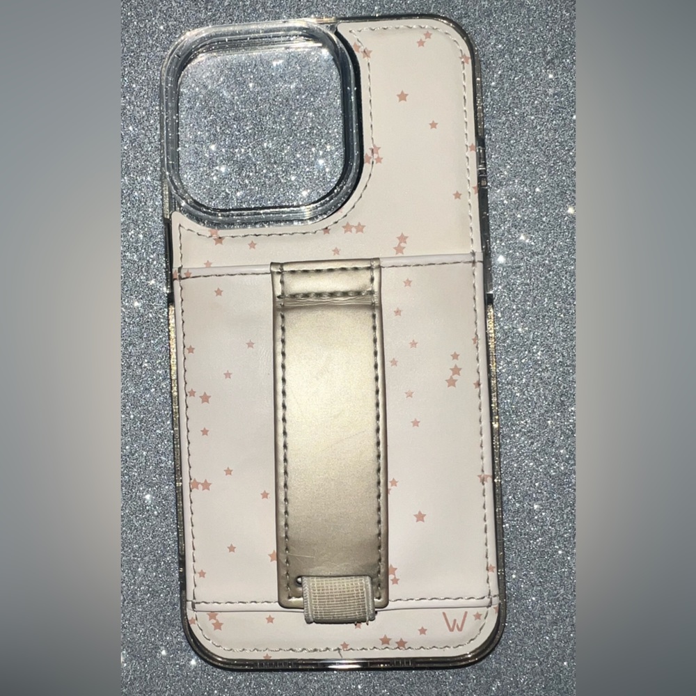 Walli iPhone 13 Pro case (star struck)
